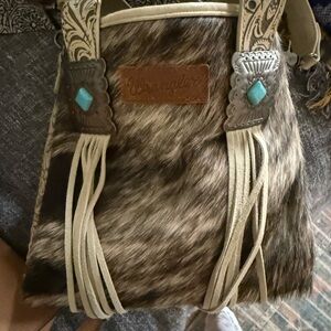 Wrangler Tan and Cream Shoulder Bag